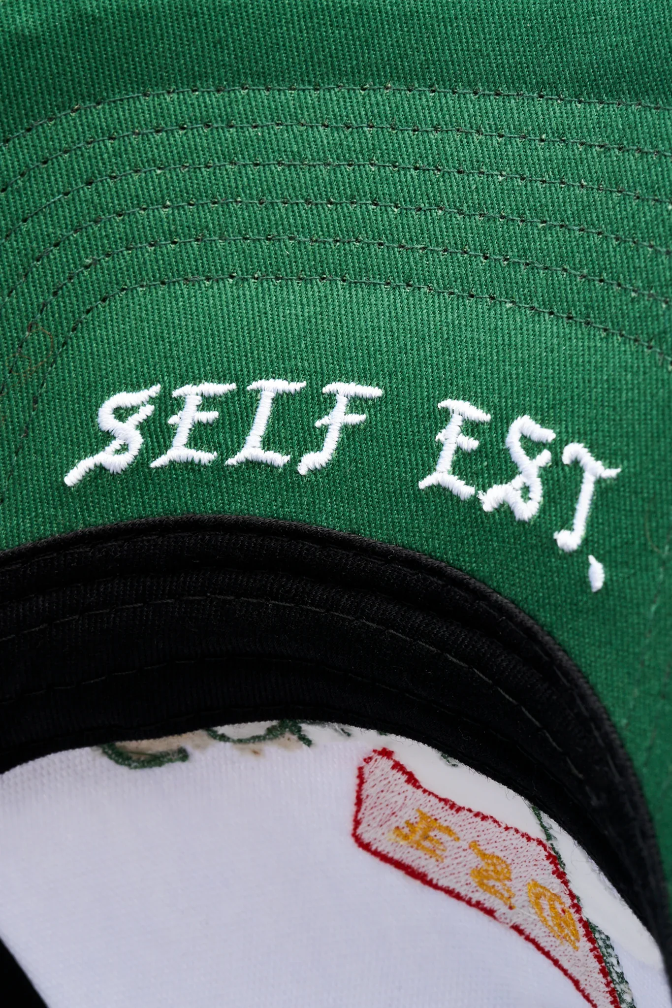 Eastside Golf Pin High 5 Panel Hat - White/Verde - Image 4