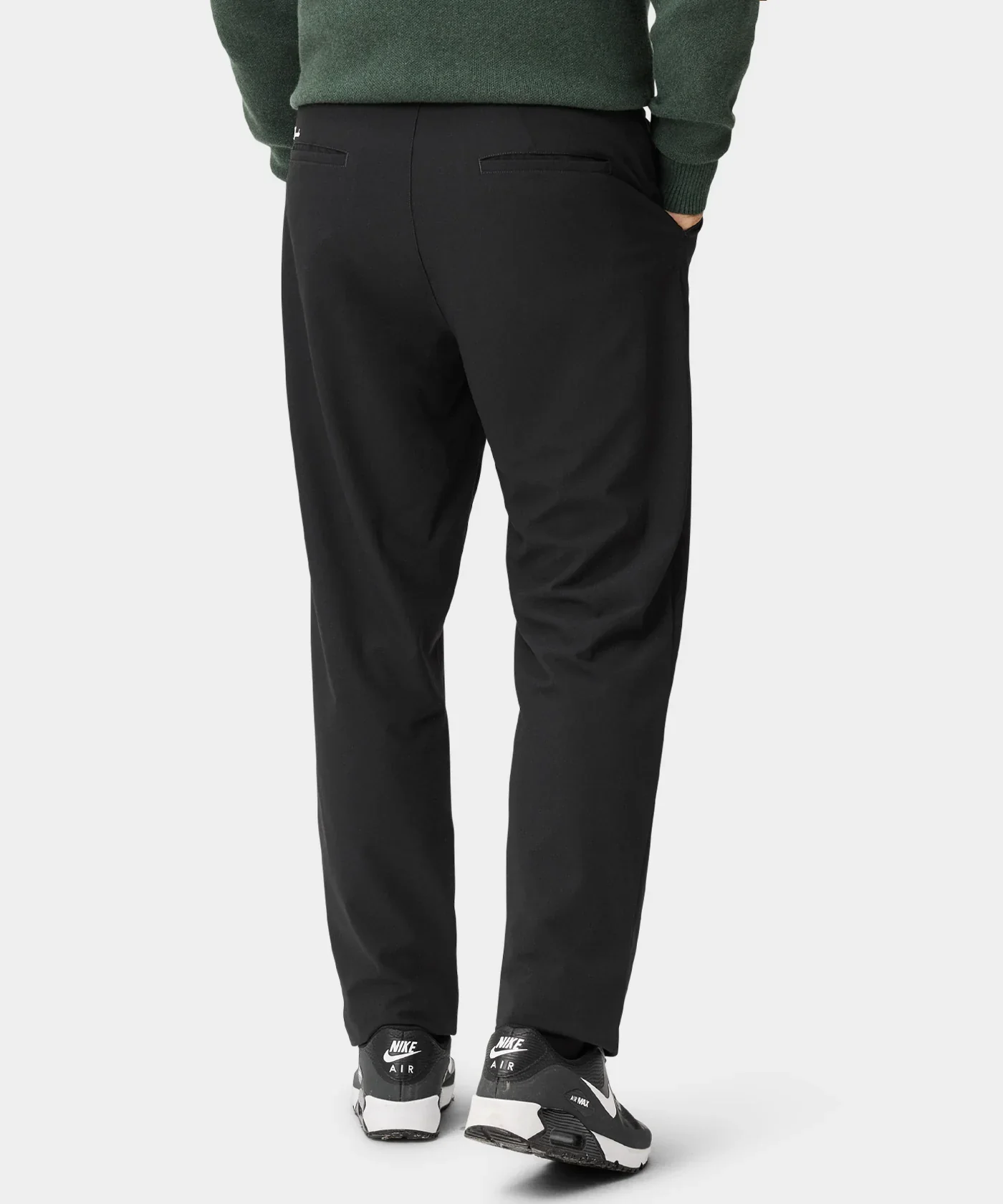 Macade Lightweight Relaxed Trouser - Black - Image 8