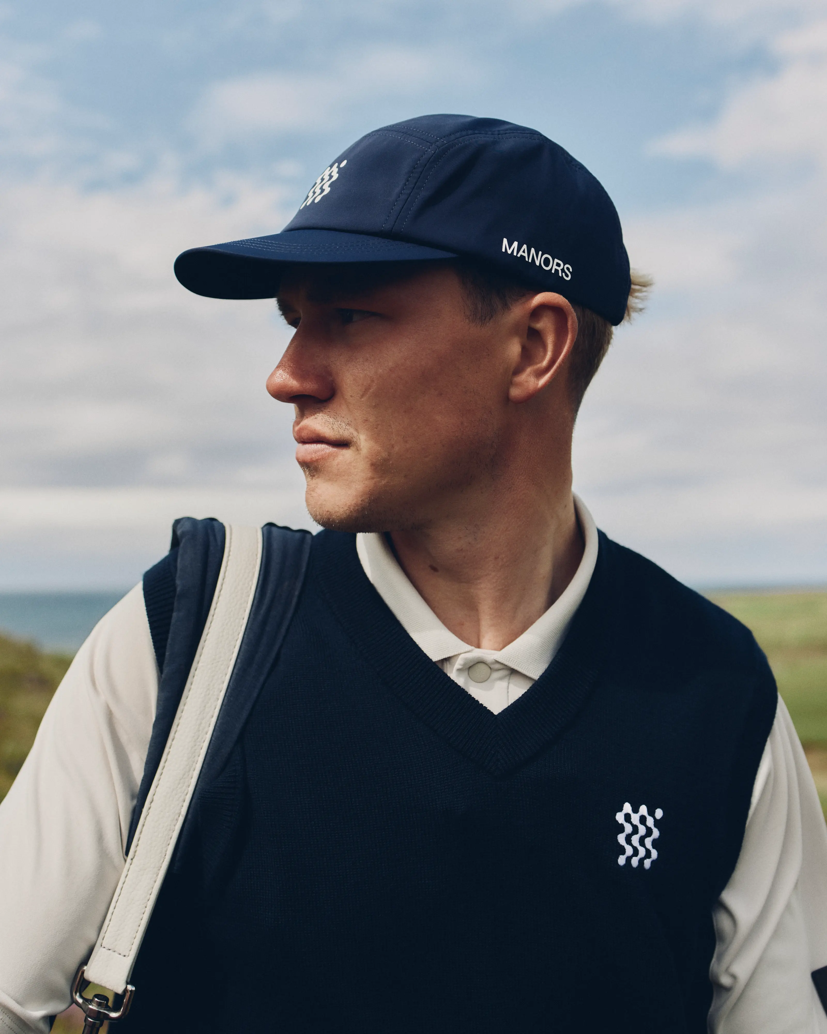 Manors Golf Frontier Tech Cap Navy - Image 3