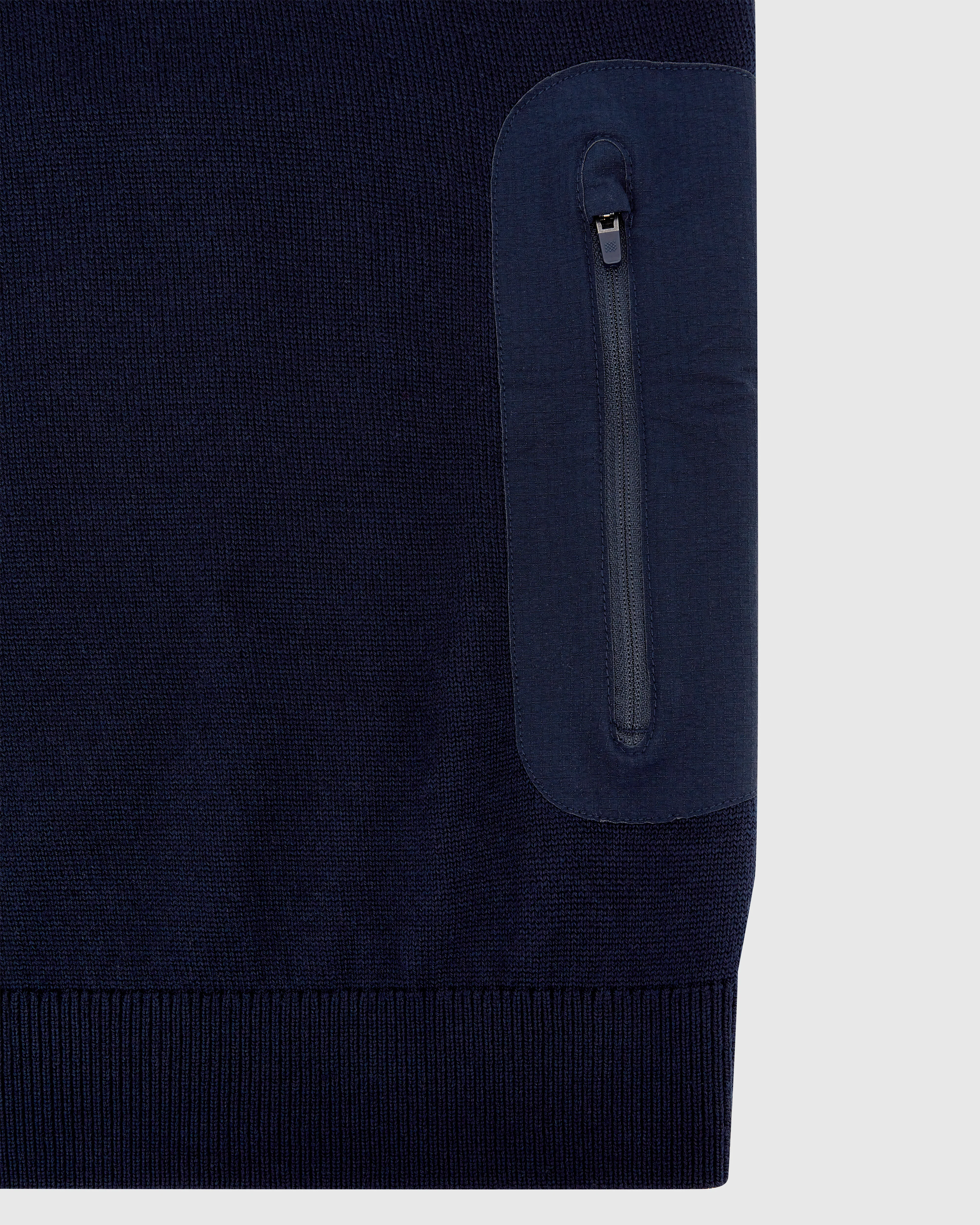 Manors Golf Merino Tech Vest - Midnight - Image 10
