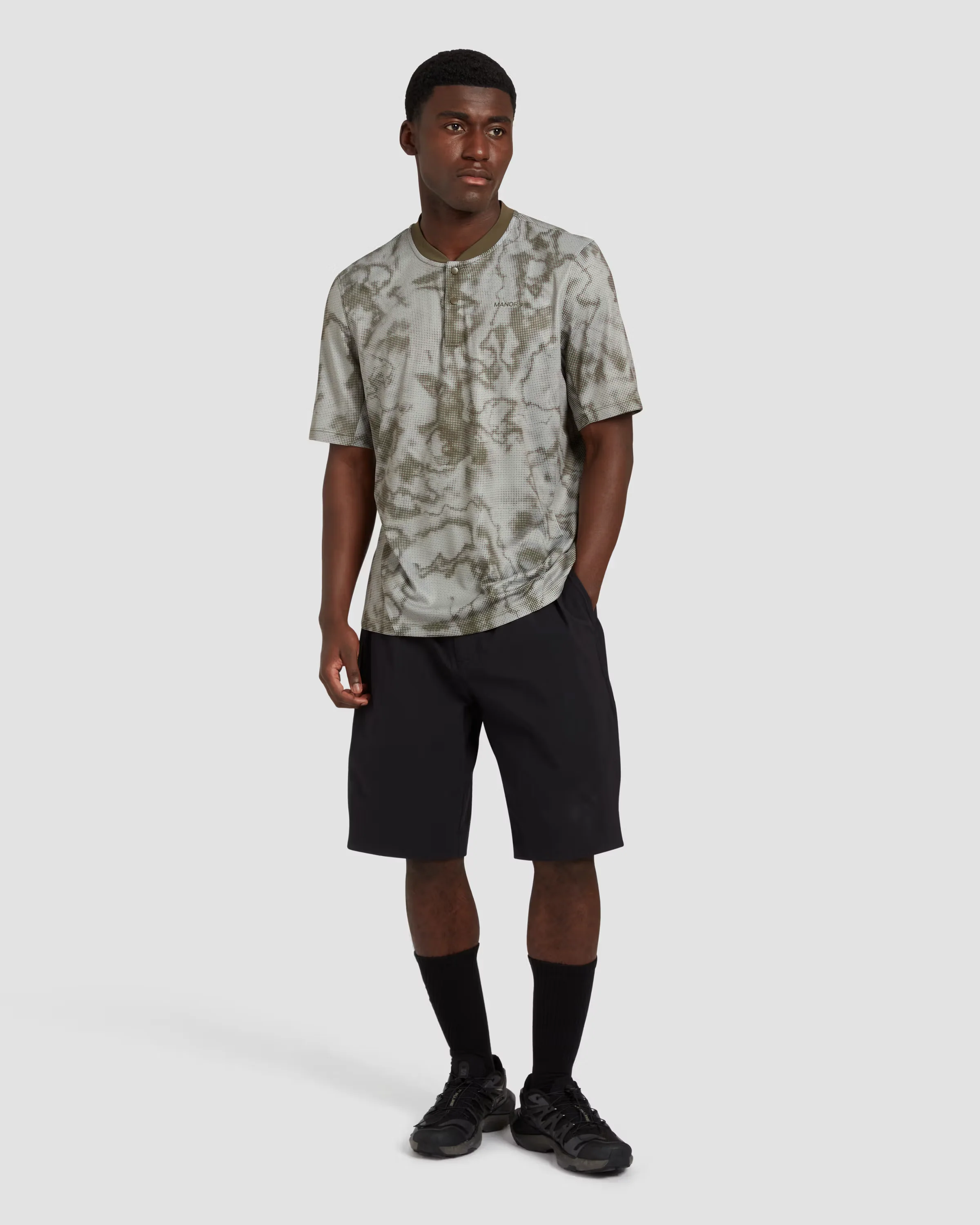 Manors Recycled Greenskeeper Shorts - Black - Image 4