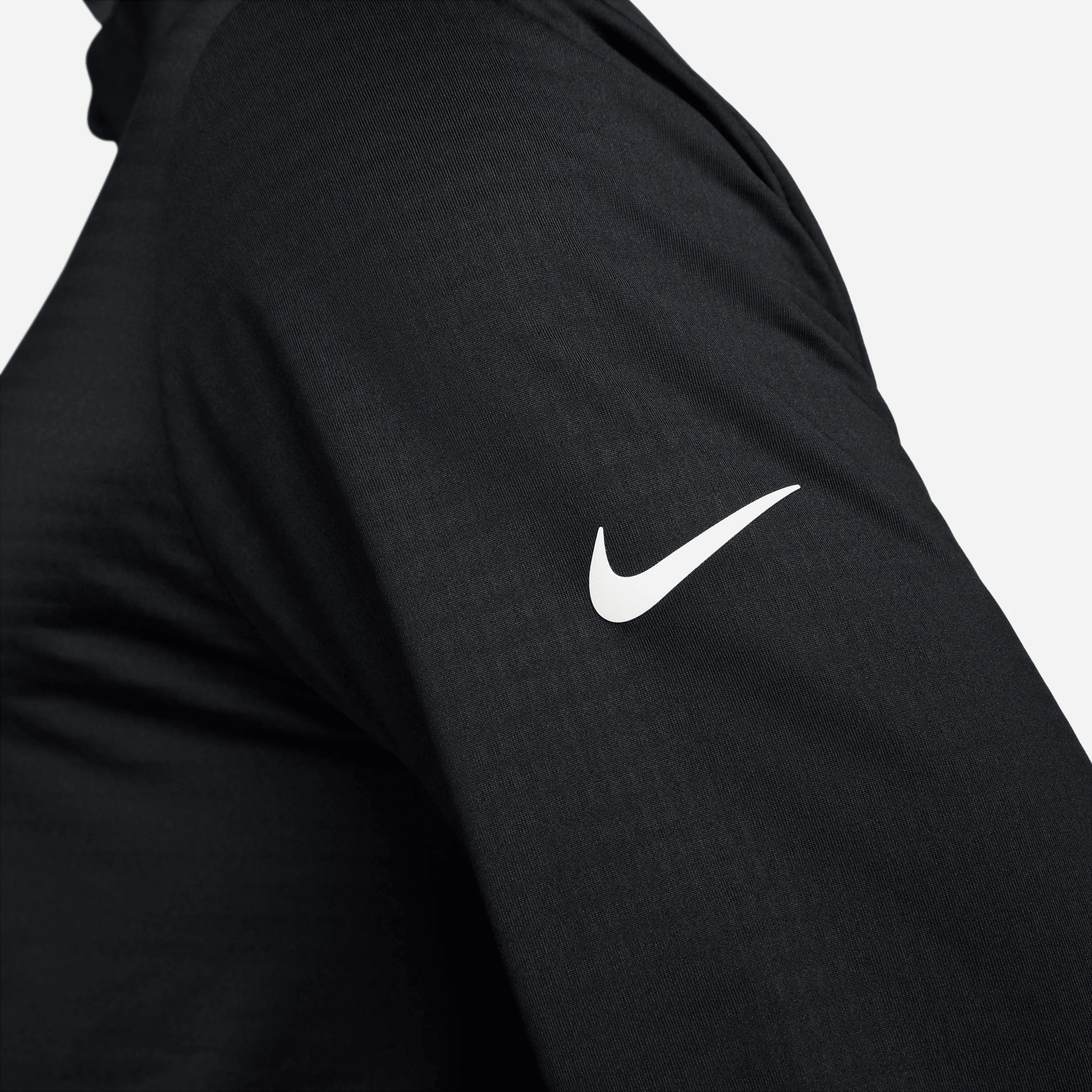 Nike Victory Men's Dri-FIT 1/2-Zip Golf Top - Image 5
