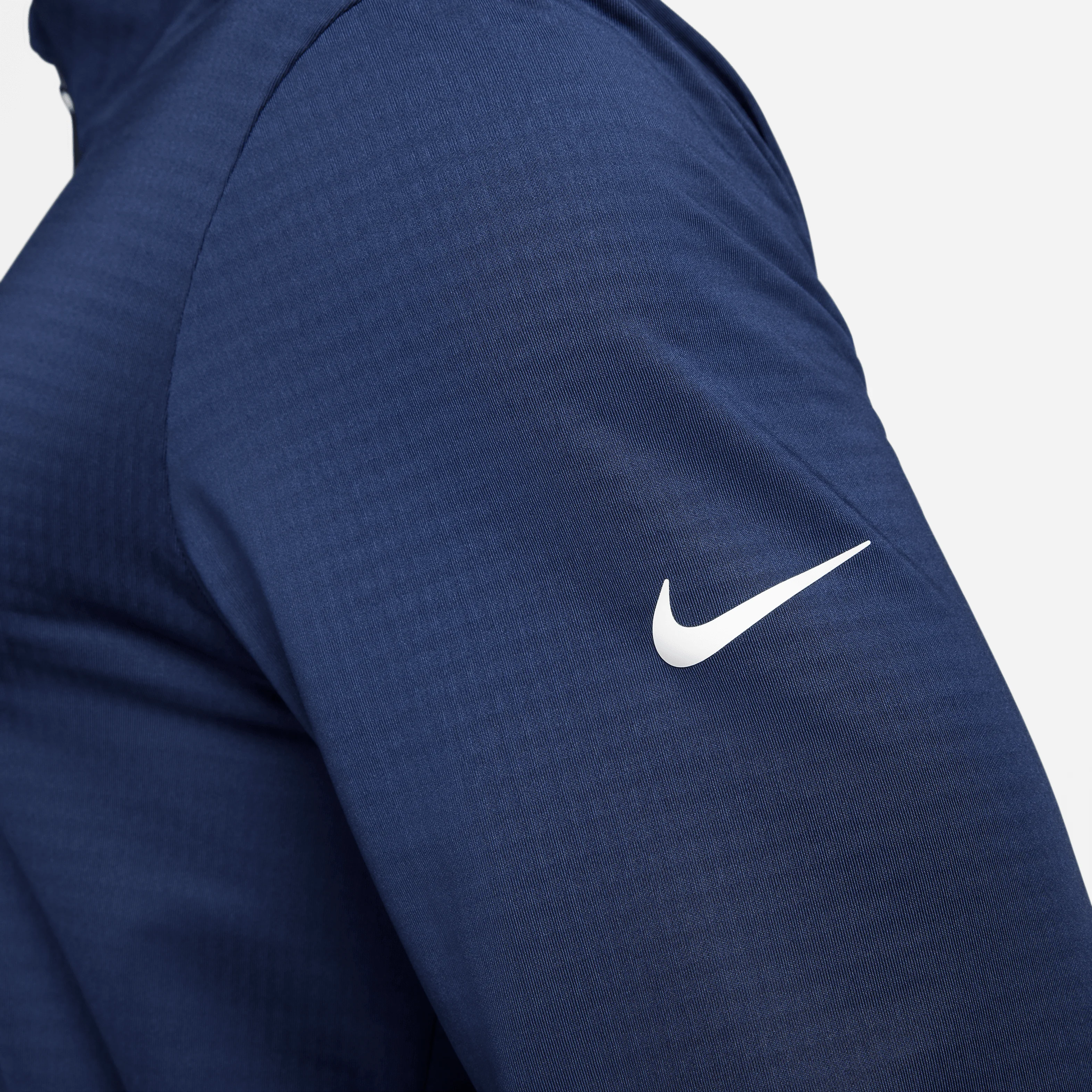 Nike Victory Men's Dri-FIT 1/2-Zip Golf Top - Image 4