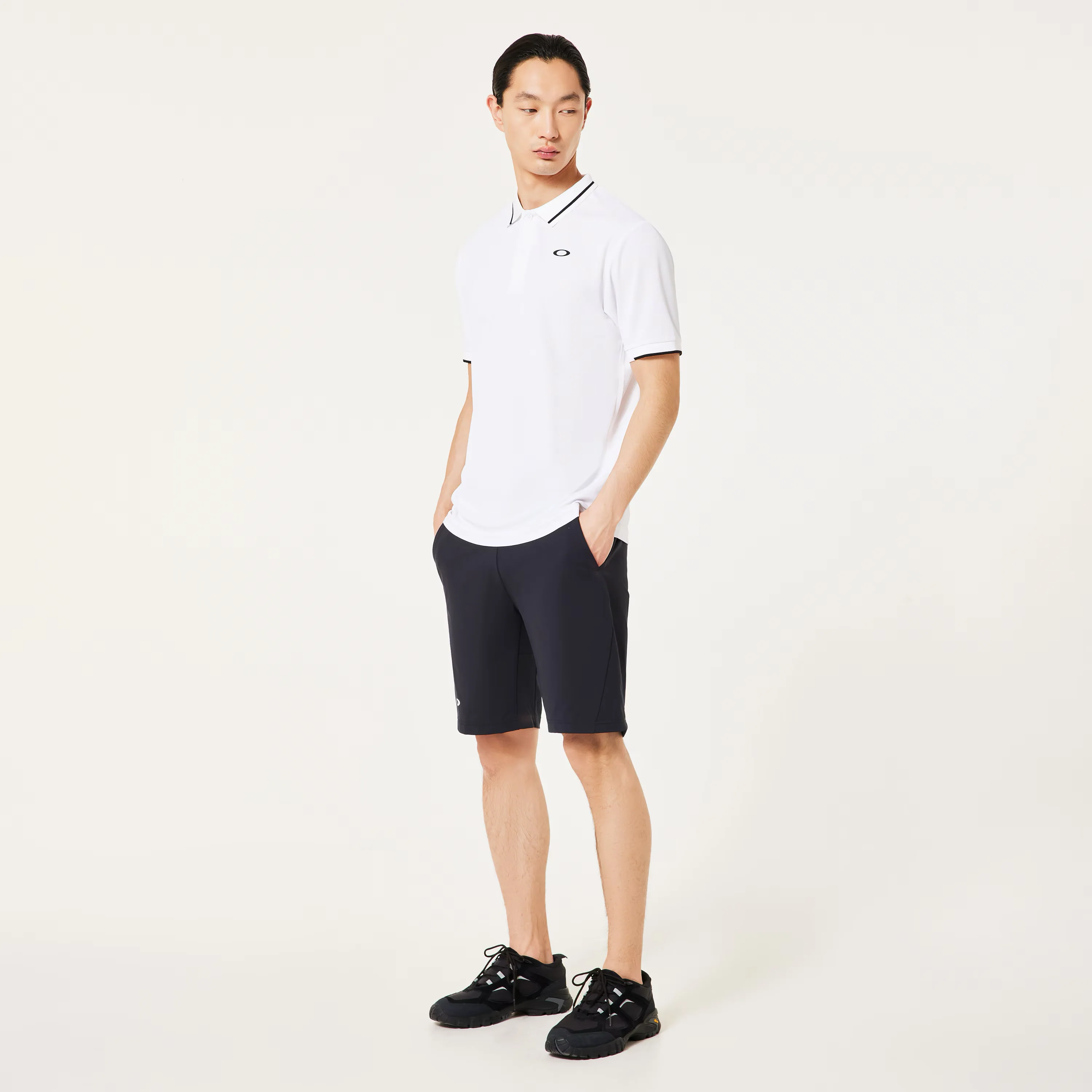 Oakley Enhance Tech Jersey Shorts 15.0 - Black - Image 3