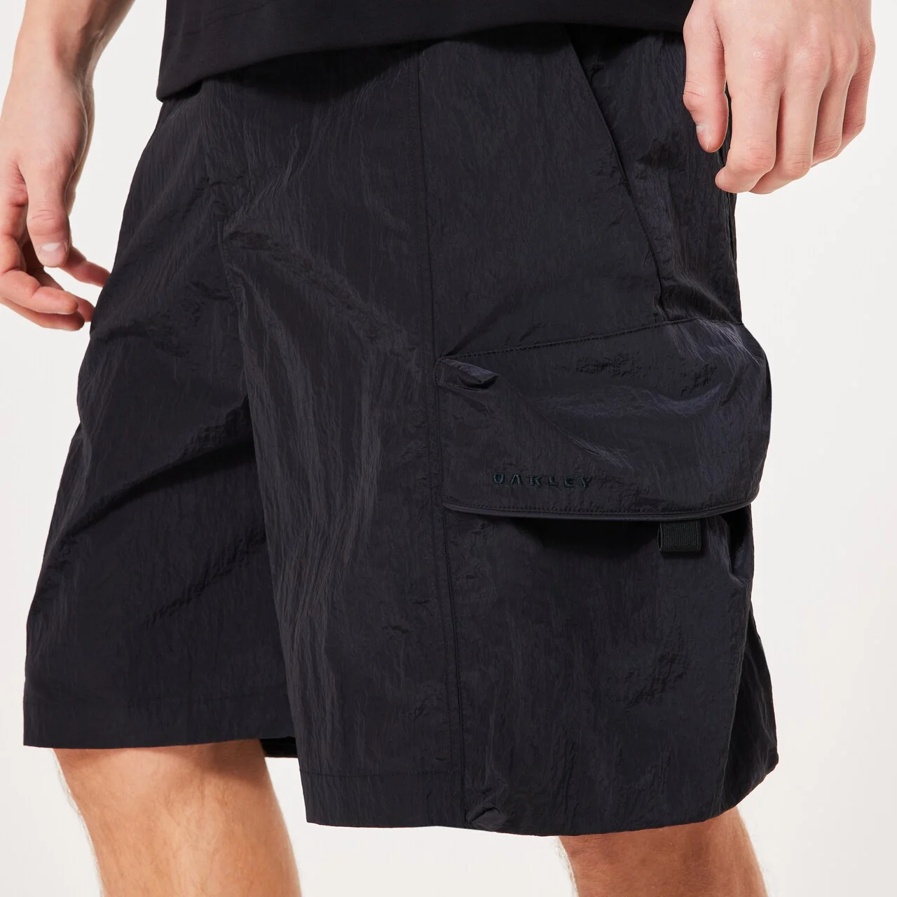 Oakley Reserve Cargo Short - Blackout - Image 6