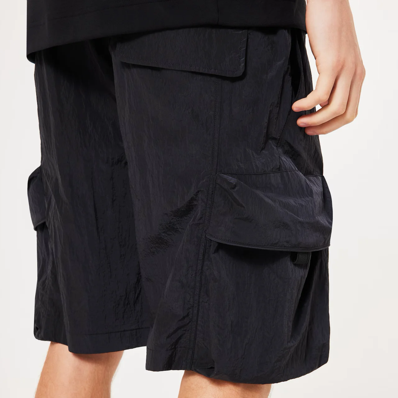 Oakley Reserve Cargo Short - Blackout - Image 7
