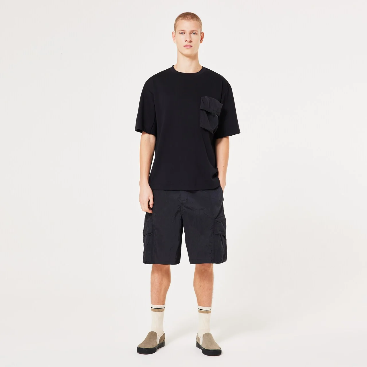 Oakley Reserve Cargo Short - Blackout - Image 8